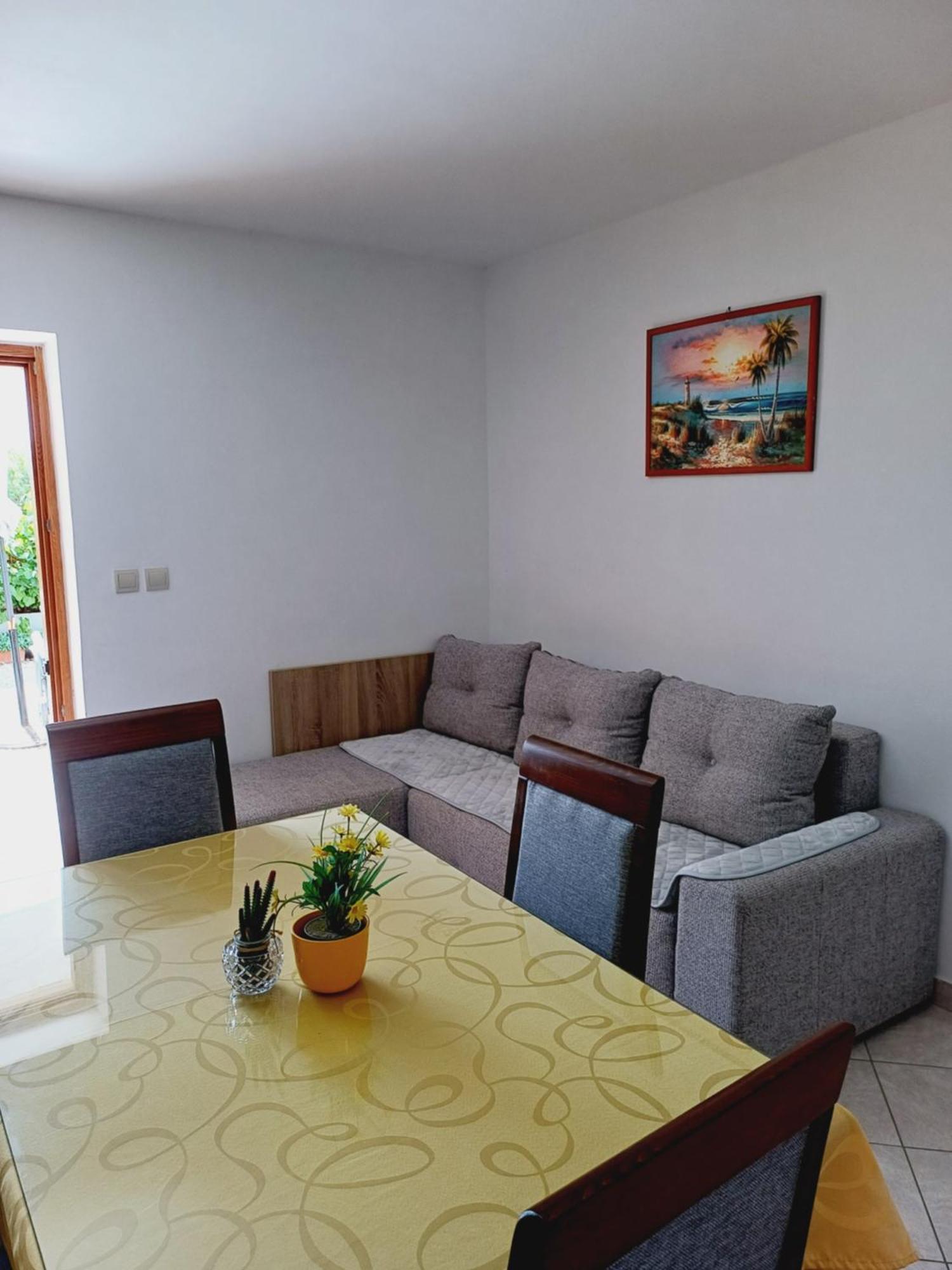 Apartments Jure Miljak Podstrana Exterior photo
